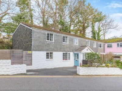 Gorran Haven beach cottage sleeps 6