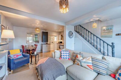 Salcombe family friendly cottage for 6