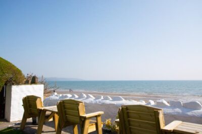 Saundersfoot apartment on the beach