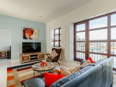 Brixham harbourside cottage sleeps 6