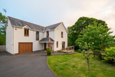 Large Tresaith cottage