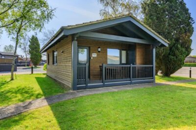 Lyme Regis holiday chalet sleeps four