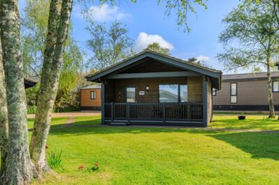 Dorset coastal lodge sleeps 4