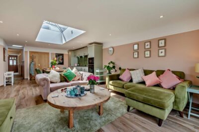 Lyme Regis seaside apartment sleeps 4