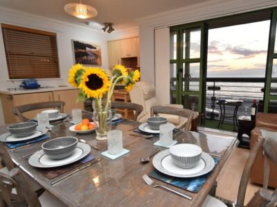 Broad Haven apartment on the seafront