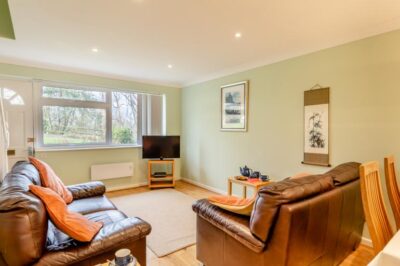 Charmouth coastal cottage for 4