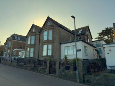 St Ives two bed contemporary apartment