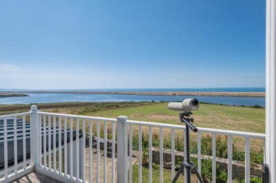 Chesil Beach cottage sleeps 4