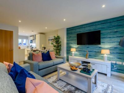 Lulworth beach cottage sleeps 6