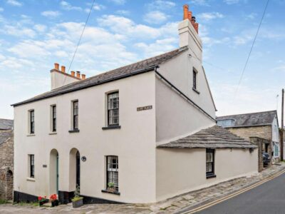 Swanage fisherman’s cottage sleeps 6