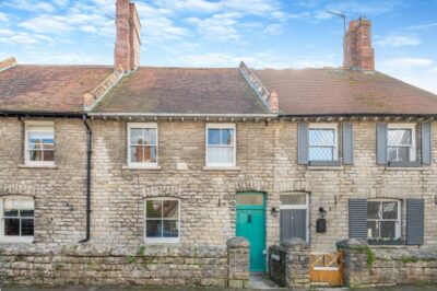 Swanage stone cottage sleeps 6
