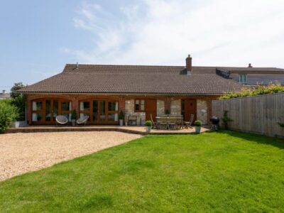 Bembridge barn conversion sleeps 8
