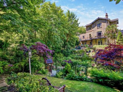 Shanklin seaside villa sleeps 4