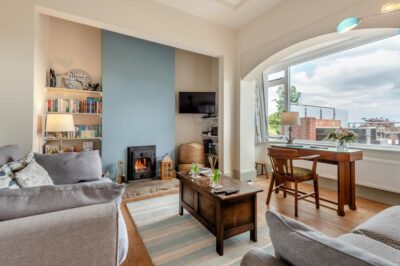 Studland seaside cottage sleeps 9