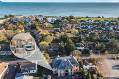 Highcliffe seaside apartment sleeps 4