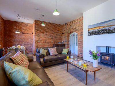 Freshwater apartment sleeps 6
