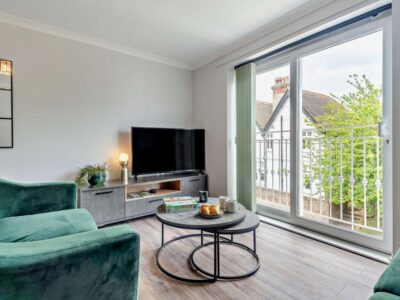 Freshwater seaside apartment sleeps 4