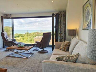 Isle of Wight seaside cottage for six