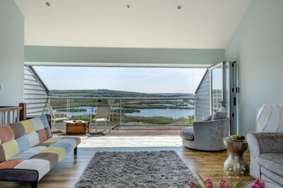 St Helens coastal holiday home for six