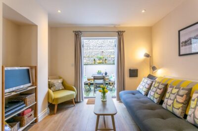 Rye pet friendly cottage for four