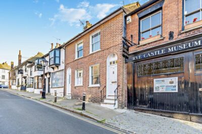 Rye central cottage sleeps 4