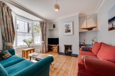 Brighton seaside cottage sleeps 6