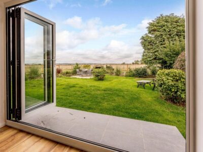 St Marys Bay coastal cottage sleeps 6