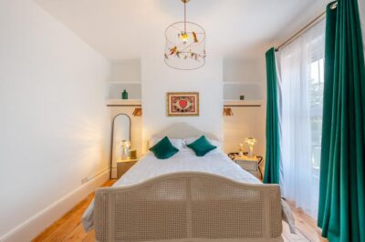 Deal seaside cottage sleeps 8