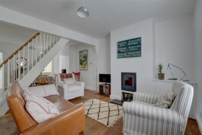 Whitstable coastal cottage sleeps 4