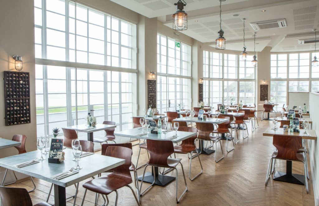 The inside dining area of Dylan's in Criccieth